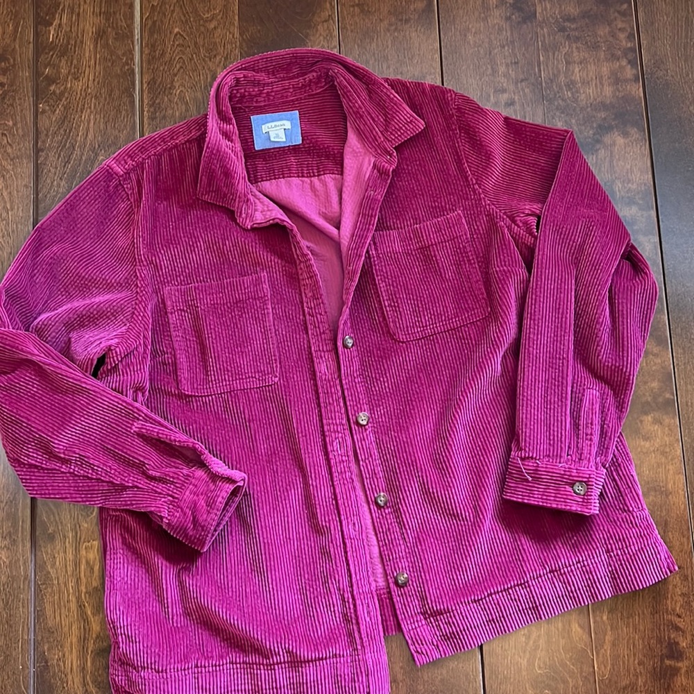 LL Bean Women corduroy button down